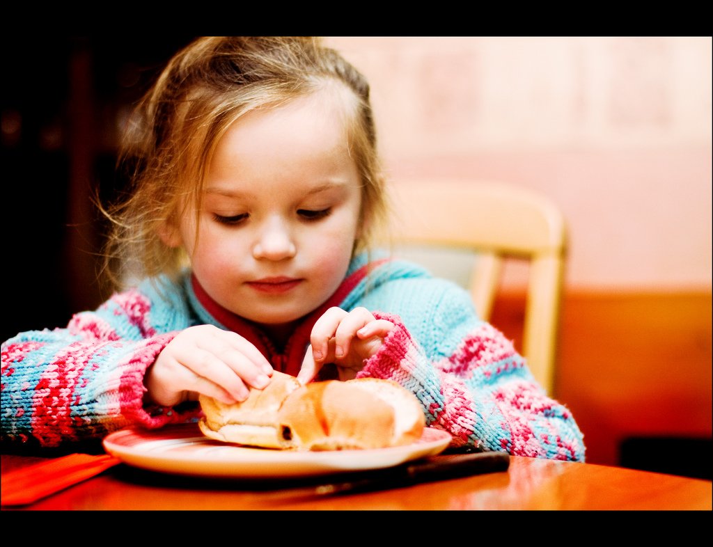 Tips for dealing with a fussy eater - Thinking Nutrition